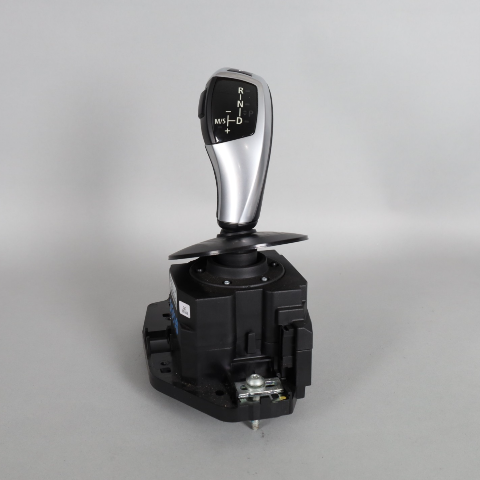 08-10 BMW 528i 535i 550i Automatic Shifter Shift Selector 61319159750 OEM Used
