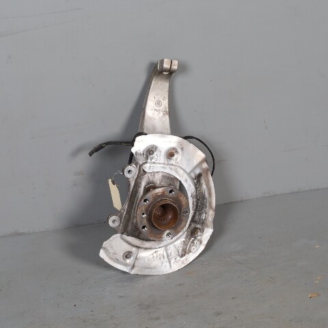 2011‑2016 BMW 528i 535i 550i 640i 650i Front Right Knuckle 31216775770 OEM Used