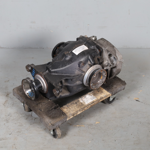 2004-2006 BMW X5 3.0 Rear Differential Carrier 33107524889 OEM Used