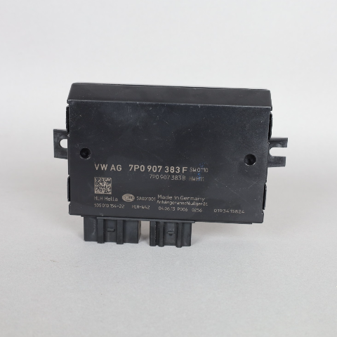 2011-2018 Porsche Cayenne Trailer Hitch Control Module 7P0907383F OEM Used