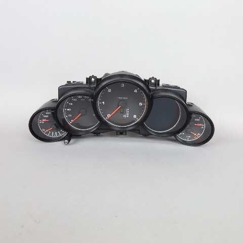 2013-2014 Porsche Cayenne Speedometer Instrument Cluster 7P5920904AM OEM Used