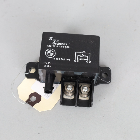 2014 BMW 535d Engine Cooling Fan Motor Relay 61369198302 OEM Used