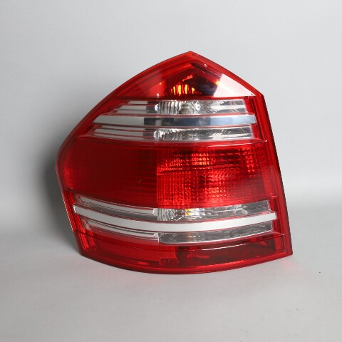2007-2009 Mercedes GL320 GL450 GL550 Left Tail Light 1648204164 OEM Used