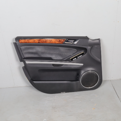 2007-2011 Mercedes GL320 GL450 GL550 Left Front Door Panel 1647200762 OEM Used