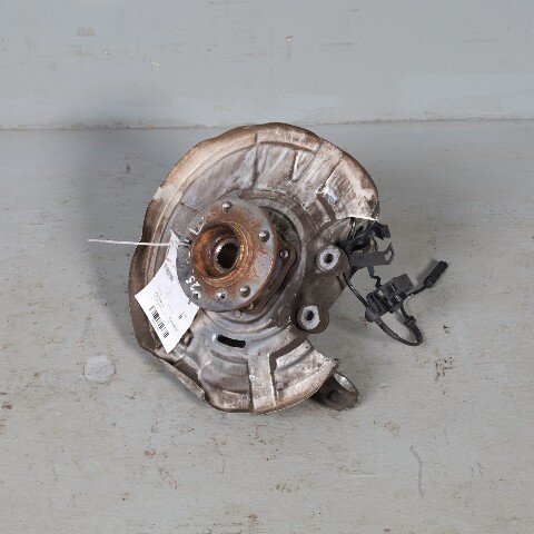 2011-2016 BMW 528i 535i 550i Left Rear Spindle Knuckle Hub 33326793769 OEM Used