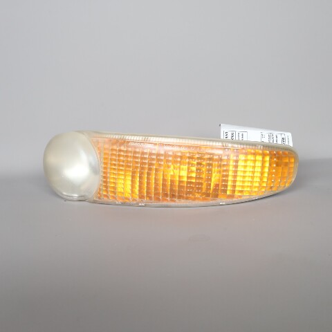 2001-2006 GMC Denali Left Driver Turn Signal Parking Light OEM 15199554