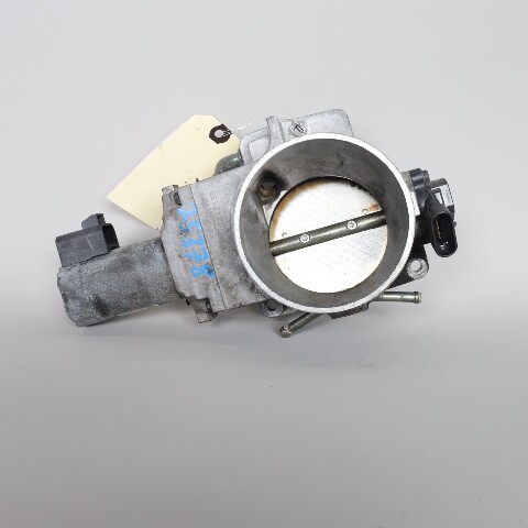2002 GMC Yukon Denali 6.0 Throttle Body OEM 17098019