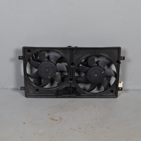 2001-2003 Volkswagen Eurovan Radiator Fans With Shroud OEM 7D0121207