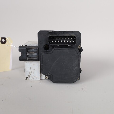 2001-2003 Volkswagen Eurovan ABS Anti Lock Brake Pump OEM 7D0614111D