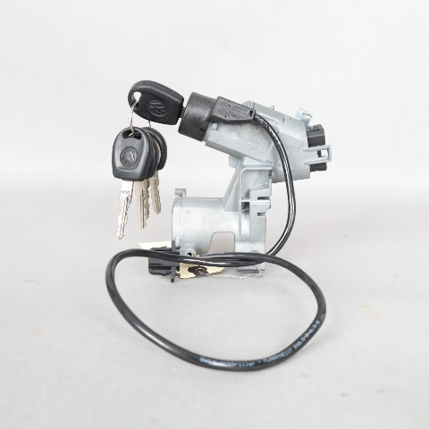 1999-2003 Volkswagen Eurovan Ignition Switch Lock Cylinder 701905851A OEM Used