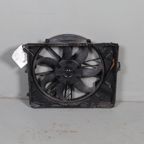 2007-2013 BMW 128i 328i N52 Radiator Cooling Fan w/Shroud 17427562080 OEM Used