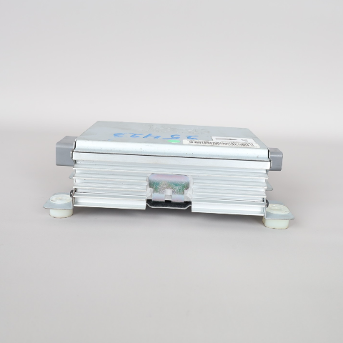 2005-2009 Ford Mustang Amp Amplifier 4R3T18C808AC OEM Used