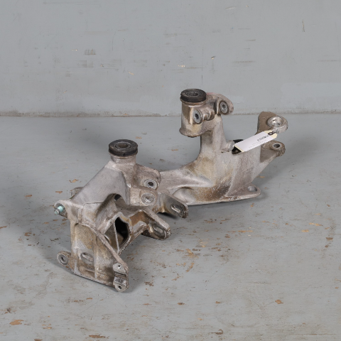 1999-2004 Porsche 911 996 Right Rear Suspension Bracket 99633105602 OEM Used
