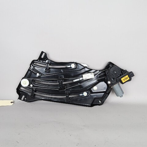 1999-2004 Porsche 911 996 Right Quarter Window Regulator 99654301606 OEM Used