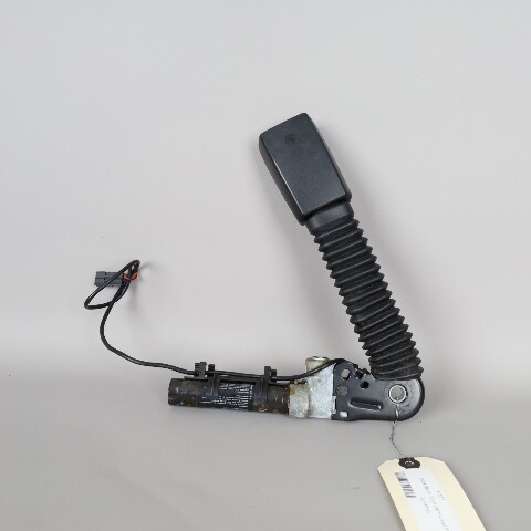 2001-2006 BMW 325ci 330ci Right Front Seat Belt Buckle 72118257790 OEM Used