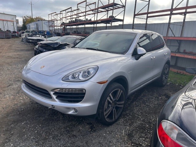2012 Porsche Cayenne Hybrid Parts