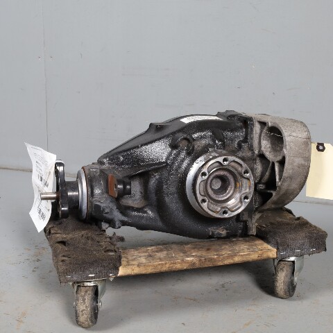 2012-2015 BMW X1 2.0 xDrive Rear Axle Differential Carrier 33107611129 OEM Used