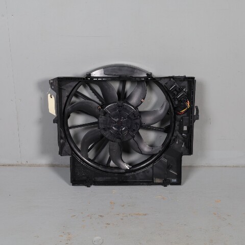 2008-2013 BMW 335i / 2012-2015 BMW X1 Radiator Fan 17427545366 OEM Used