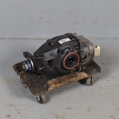 2011-2017 BMW X3 X4 F25 F26 Rear Axle Differential Carrier 33107636994 OEM