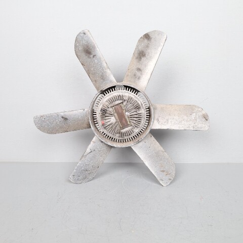 1978-1980 Porsche 928 Radiator Fan With Fan Clutch OEM 92810613701