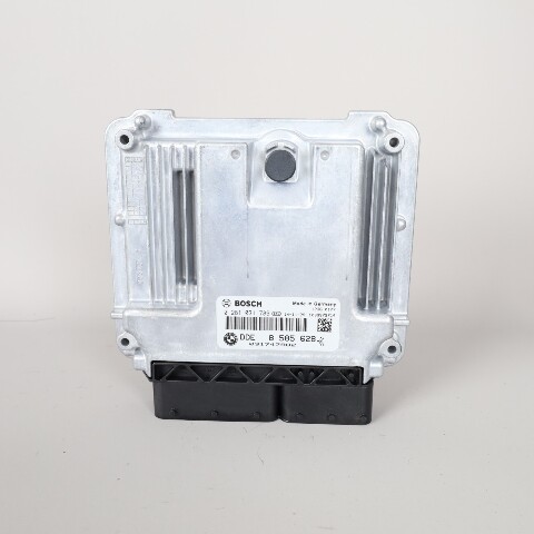 2014-2015 BMW 328d Engine Computer Module ECU ECM DME 13618574234 OEM Used