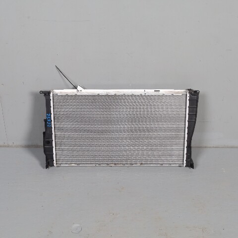 2007-2016 BMW 135i 335i X1 Z4 Auto Radiator 17117547059 OEM Used
