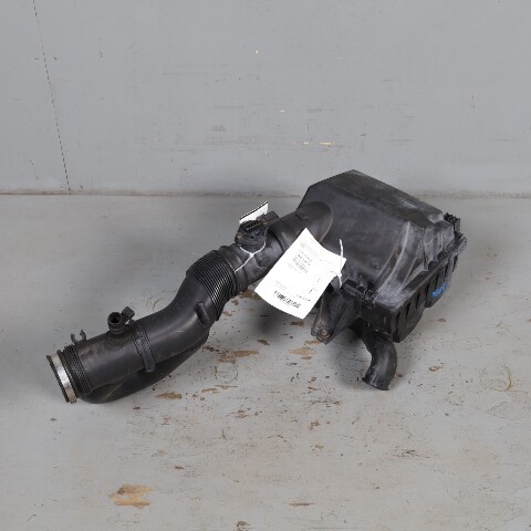 1997-2001 Volkswagen Eurovan VR6 Air Cleaner Filter Box OEM