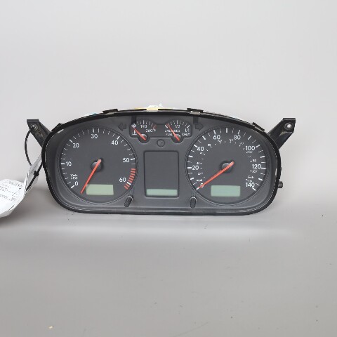2000 Volkswagen Eurovan 2.8 Speedometer Instrument Cluster OEM 7D0920901E