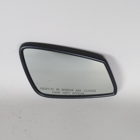 2012-2018 Audi A7 Right Side View Door Mirror Glass 4G8857535B OEM Used