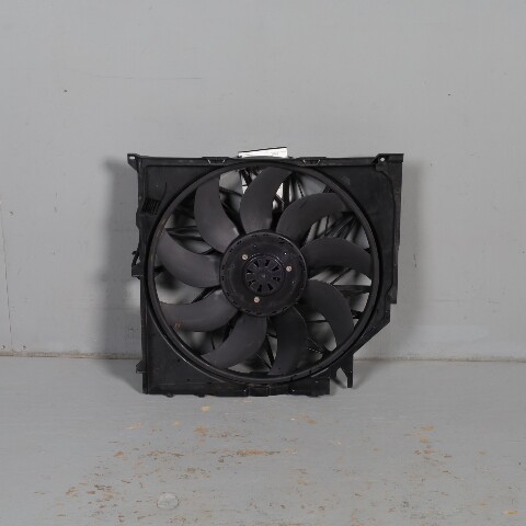 2004-2010 BMW X3 E83 Radiator Cooling Fan Aftermarket Used