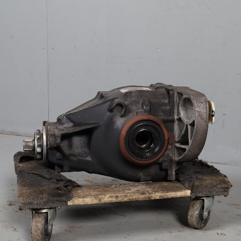 2011-2017 BMW X3 X4 F25 F26 Rear Axle Differential Carrier 33107636994 OEM