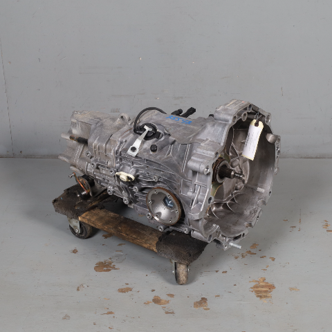 2000-2004 Porsche Boxster 2.7 5 Speed Transmission 98630001005 OEM