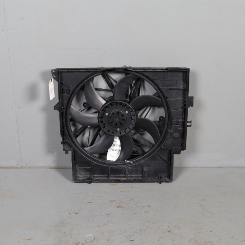 2013-2017 BMW X3 X4 2.0 Radiator Fan With Shroud 17427601176 OEM