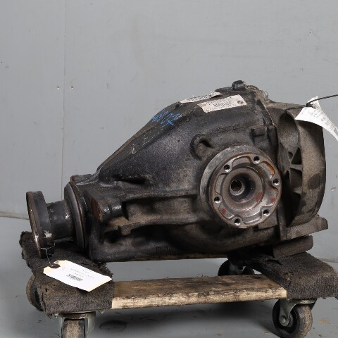 2004-2007 BMW 645ci 650i Rear Axle Differential Carrier OEM 33107526377