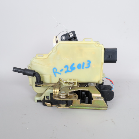 1997-1998 Porsche Boxster 986 Right Door Latch Lock OEM 3B1837016B