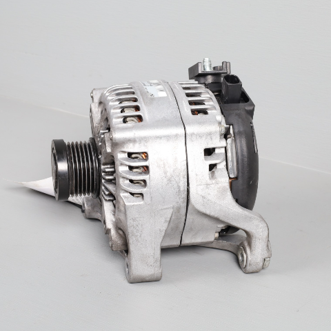 2012-2018 BMW 320i 328i 428i 528i X3 Z4 xDrive Alternator 12317605478 OEM