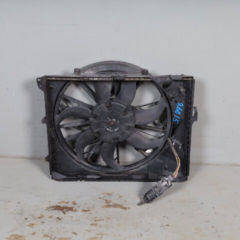 2007-2013 BMW 128i 328i N52 Radiator Cooling Fan w/Shroud 17427562080 OEM