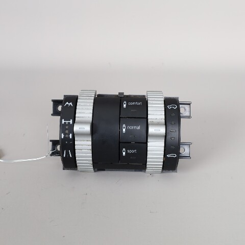 2003-2006 Porsche Cayenne 955 Suspension Ride Control Switch OEM 7L5941435F