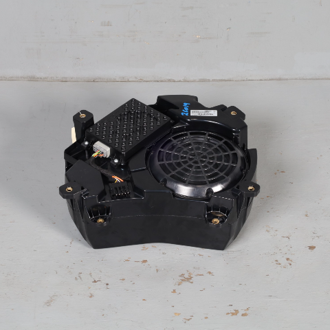 2011-2016 Porsche Cayenne Subwoofer Rear Speaker BOSE OEM 7P5035481D