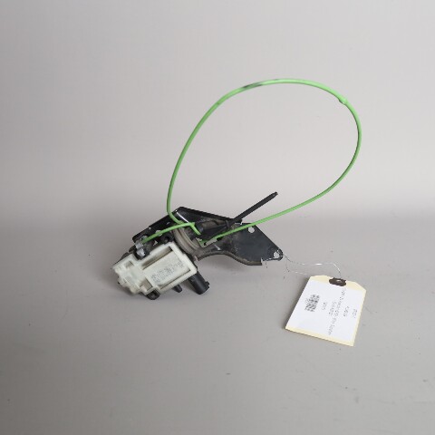2009-2016 BMW Z4 E89 Fuel Gas Door Actuator Motor OEM 67117200675