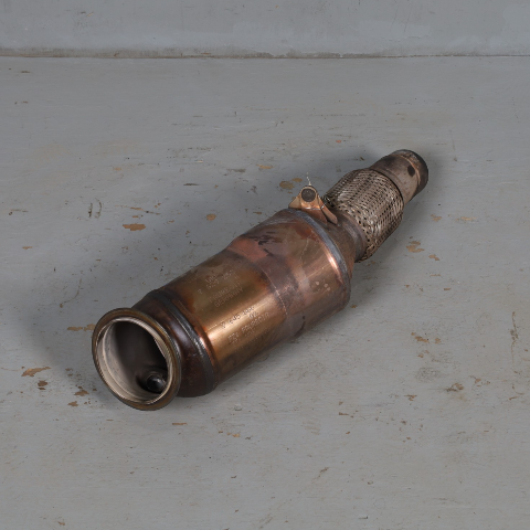 2013-2018 BMW X3 X4 2.0 Exhaust Manifold Downpipe 18327646432 OEM