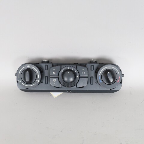 2003-2005 BMW Z4 Climate Temperature Control Panel OEM 64116939982