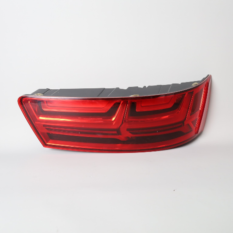 2017-2019 Audi Q7 Right Lid Mounted Tail Light OEM 4M0945094D