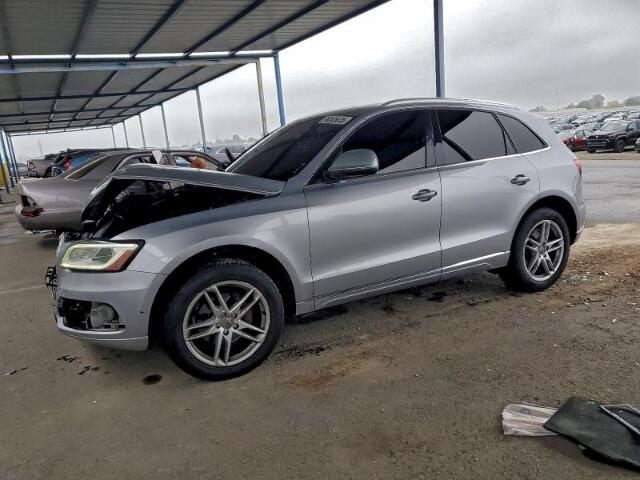 2015 Audi Q5 SUV - Floret Silver Metallic - Stock #26041