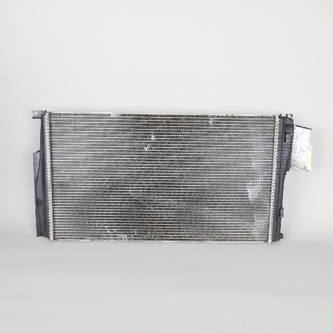 12-21 BMW 328i 320i 335i F30 i3 I01 i8 Engine Coolant Radiator OEM 17117600520