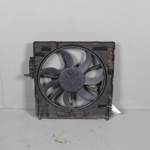 2007-2010 BMW X5 E70 Radiator Fan With Shroud OEM