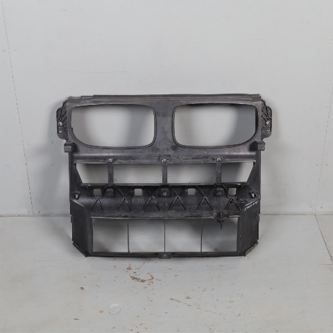 2007-2010 BMW X5 Radiator Support Air Duct 51647177878 OEM