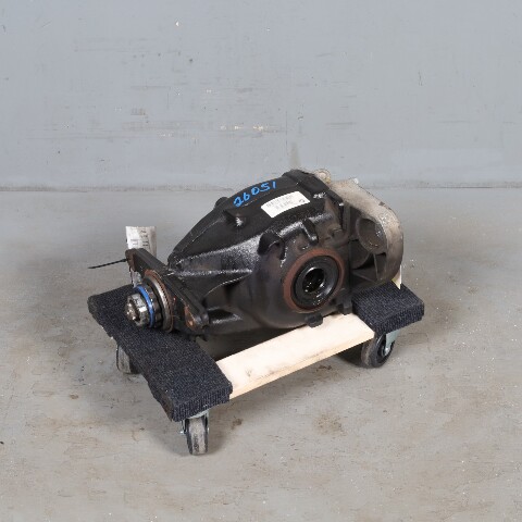 2011-2017 BMW X3 X4 F25 F26 Rear Axle Differential Carrier 33107636994 OEM