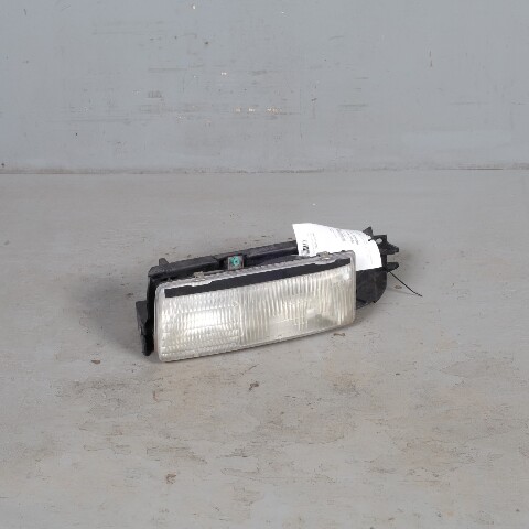 1994-1996 Chevrolet Impala SS Left Driver Headlight OEM 16511961