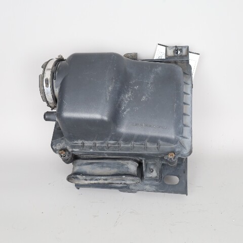 1994-1996 Chevrolet Impala Caprice Fleetwood Air Cleaner Filter Box OEM